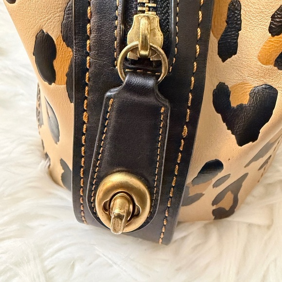 COACH Leaopard Edi Black and Tan Shoulder Bag#32728 - Picture 5 of 16